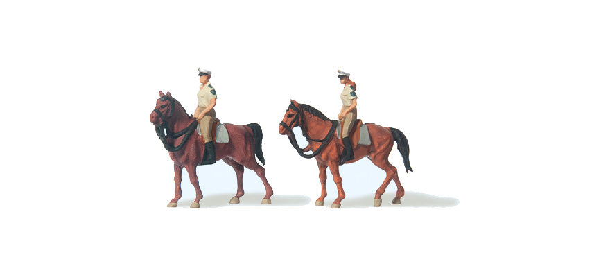 Preiser 79138 N Scale German Mounted Police Summer Uniform Set