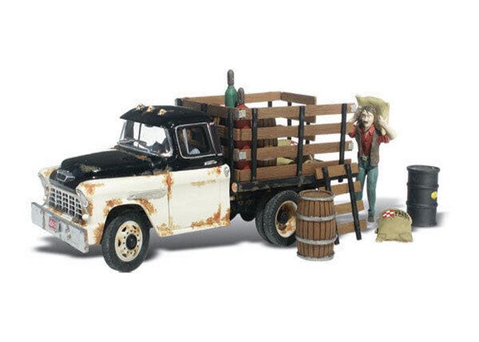 Woodland Scenics AS5335 N Henry's Haulin' Train Figure / Vehicle AutoScenes