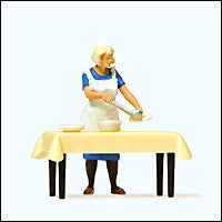 Preiser 28130 HO Scale Individual Figure Housewife Serving Dinner