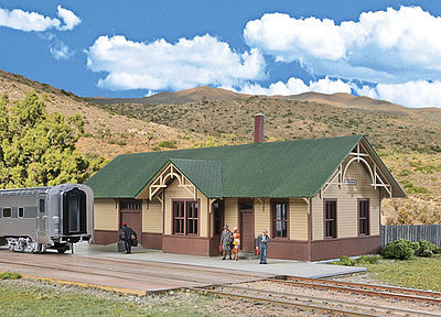 Walthers Cornerstone 4057 HO Union Pacific-Style Depot Kit