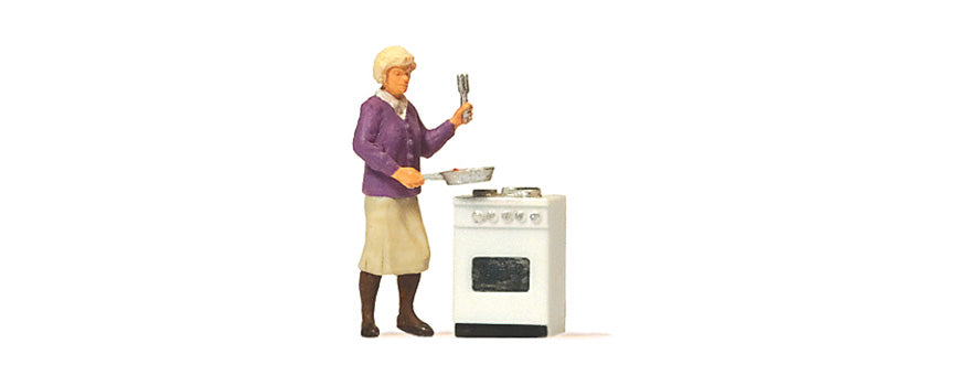 Preiser 28133 HO Scale At the Stove Figure