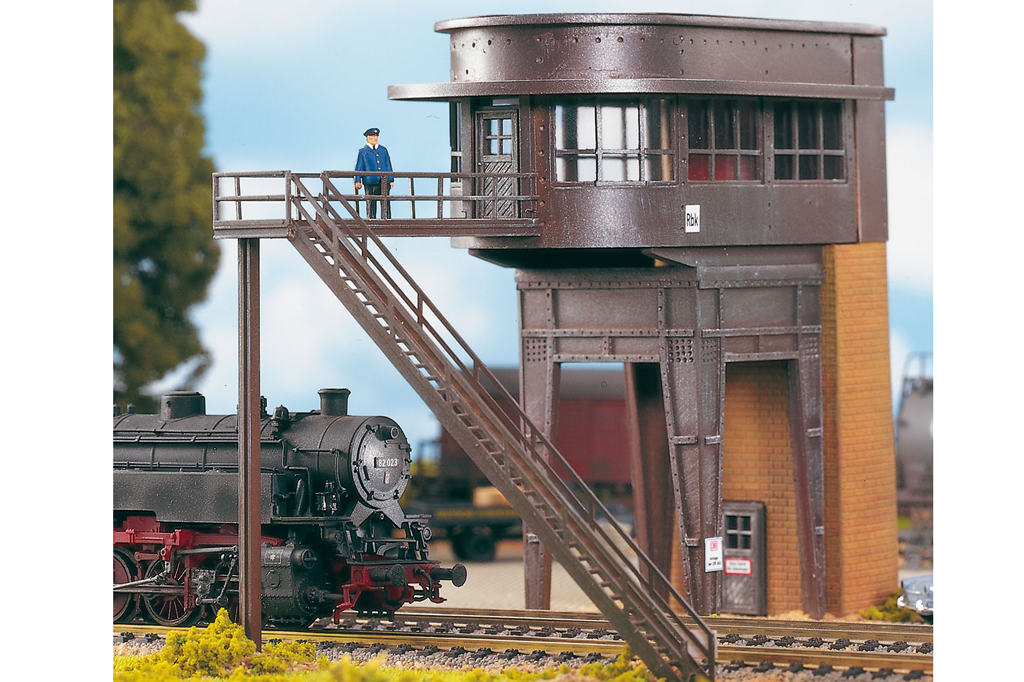 Piko 61137 HO Scale Reinbek Switch Tower Building Kit