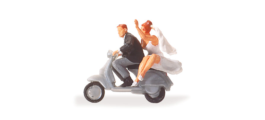 Preiser 28150 HO Scale Wedding Couple on Vespa
