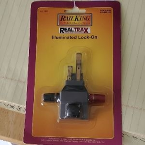 MTH REAL TRAX ILLUMINATED LOCK-ON