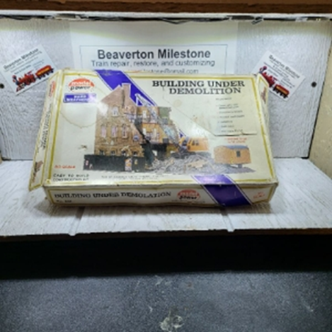 MODEL POWER BUILDING UNDER DEMOLITION HO