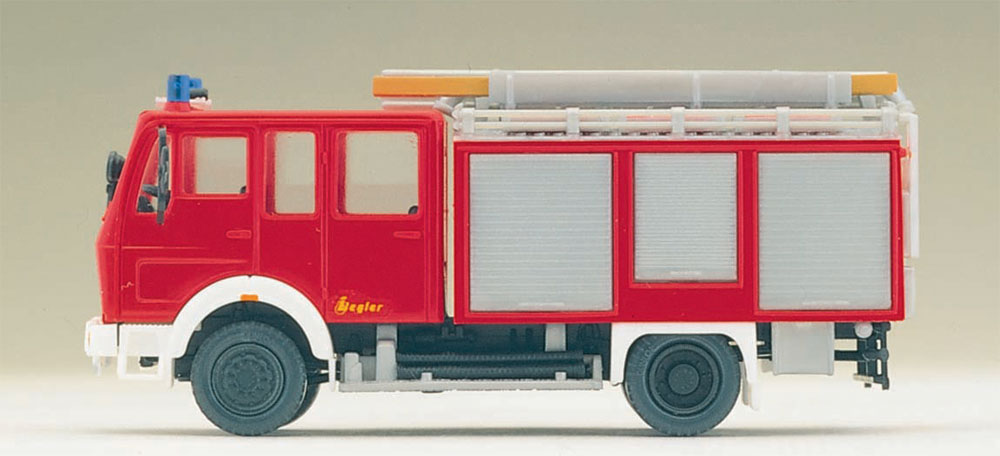 Preiser 31144 HO Scale Mercedes SW 2000 Hose Carrier Truck