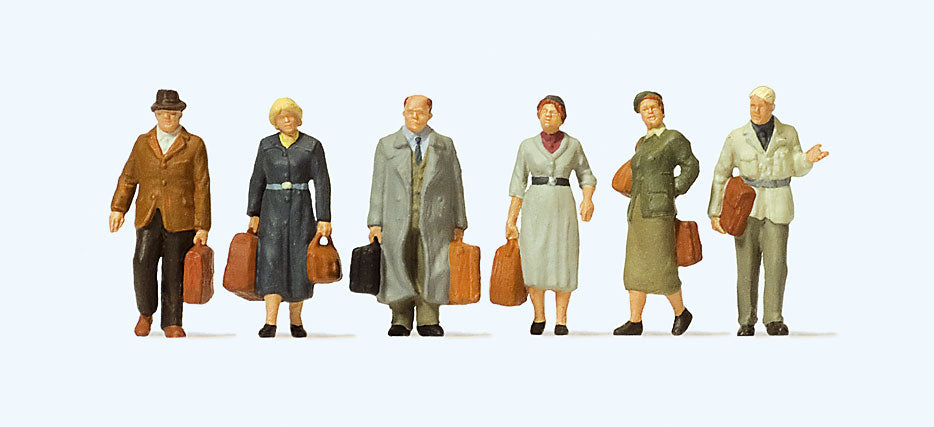 Preiser 10582 HO Scale Walking Passengers with Luggage