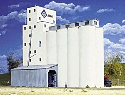 Walthers Cornerstone 3022 HO Scale ADM Concrete Grain Elevator