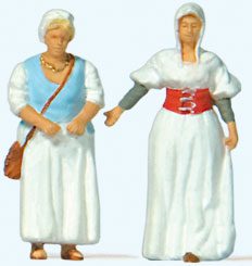 Preiser 28224 HO Scale Market Women in Medieval Dress pkg(2)