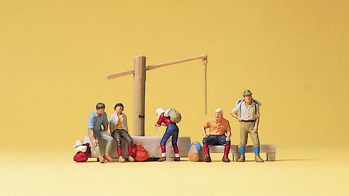 Preiser 10441 HO Scale Hikers at Water Pump Figure Set