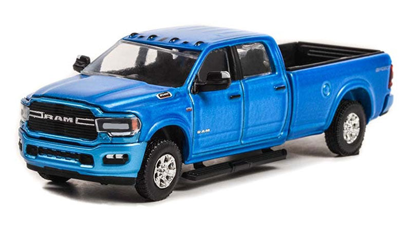 Greenlight 35230-F 1/64 Scale 2021 Ram 3500 Big Horn Sport 4X4