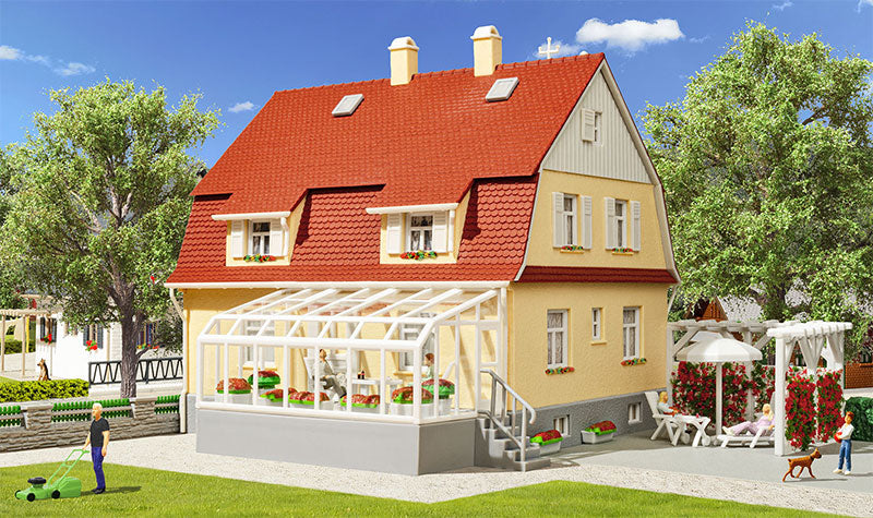 Kibri 38700 1/87 Scale House With Winter Garden Plastic Kit