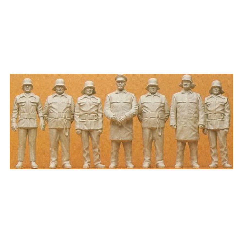 Preiser 57805 1:24 Scale German Firefighters Standing Figure Kit