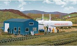Walthers Cornerstone 933-3011 HO Central Gas & Supply Kit