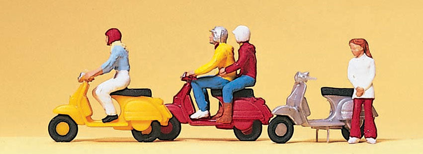 Preiser 10128 HO Scale Motor Bikes & Vespa Riders Set
