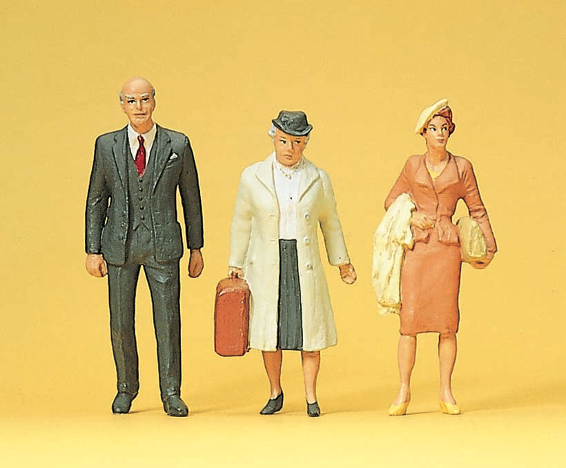 Preiser 45035 G Scale Standing Passengers Set (3)