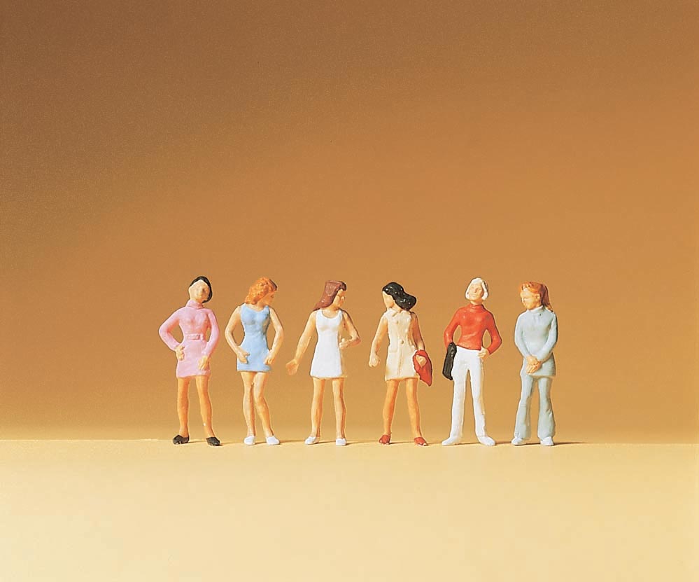Preiser 14006 HO Scale Standing Teenage Girls Figure Set