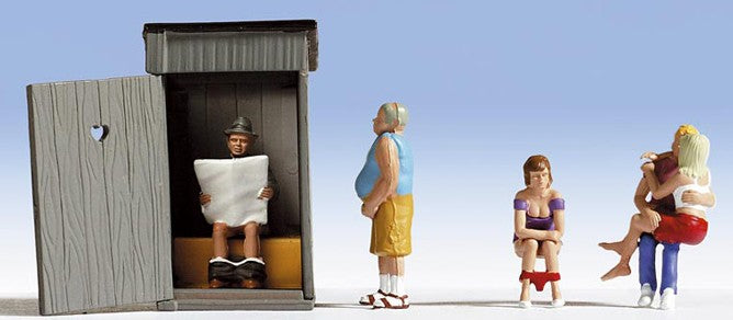 Noch 15560 HO Outhouse w/Toilet Stitters, Man Standing, Kissing Couple