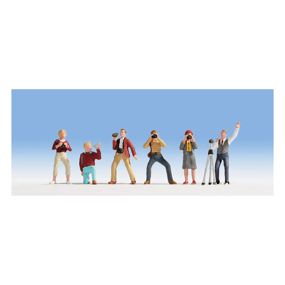 Noch 36571 N Scale Photographers -- pkg(6)