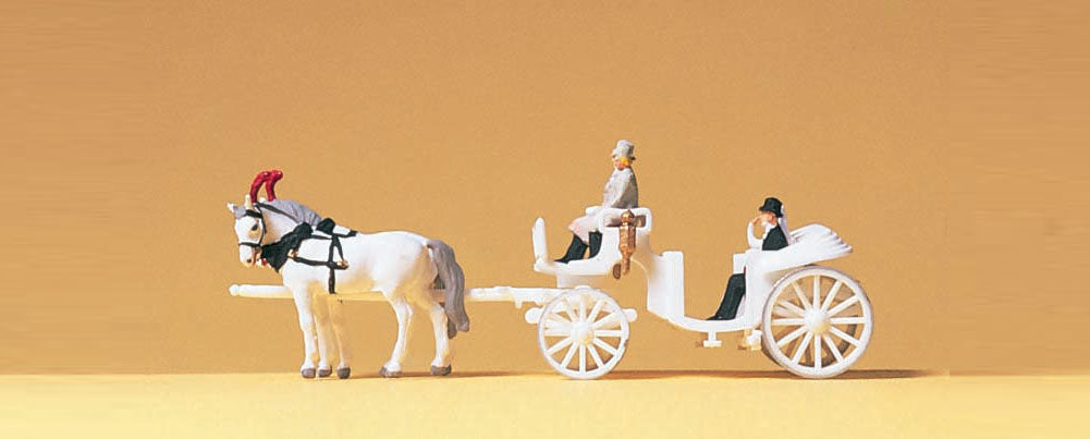Preiser 79479 N Scale Horse-Drawn Open Wedding Coach (White)