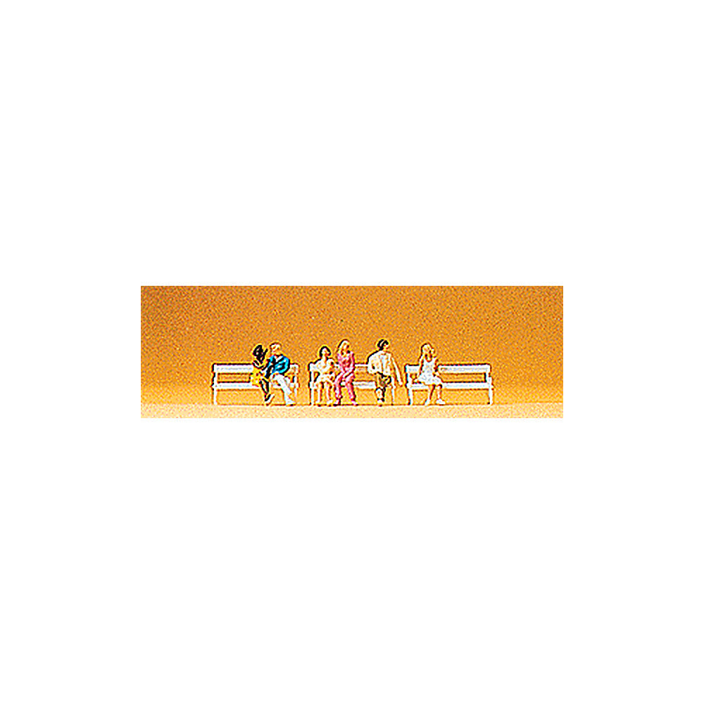 Preiser 79092 N Scale Recreation & Sports Seated Couples