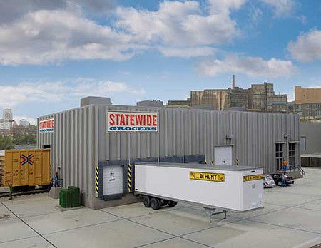 Walthers Cornerstone 4105 HO Modern Concrete Grocery Warehouse Kit