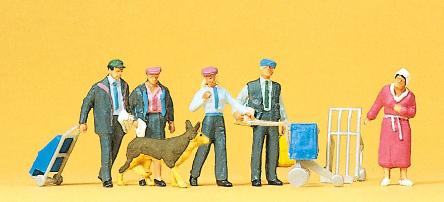 Preiser 10248 HO Scale German Postal Workers Figures pkg(5)