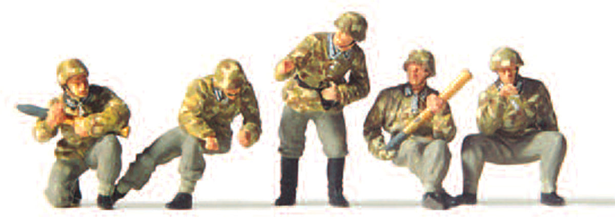 Preiser 72518 1:72 WWII German PAK 40 Anti-Tank Gun Crew Set