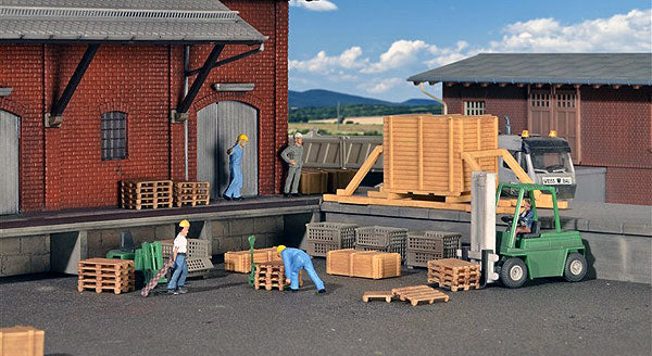 Kibri 38628 1/87 Warehouse Accessory Set Plastic Model Kit
