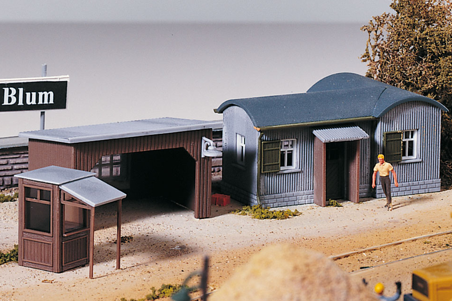 Piko 61127 HO Scale Sand Works Sales Office Kit