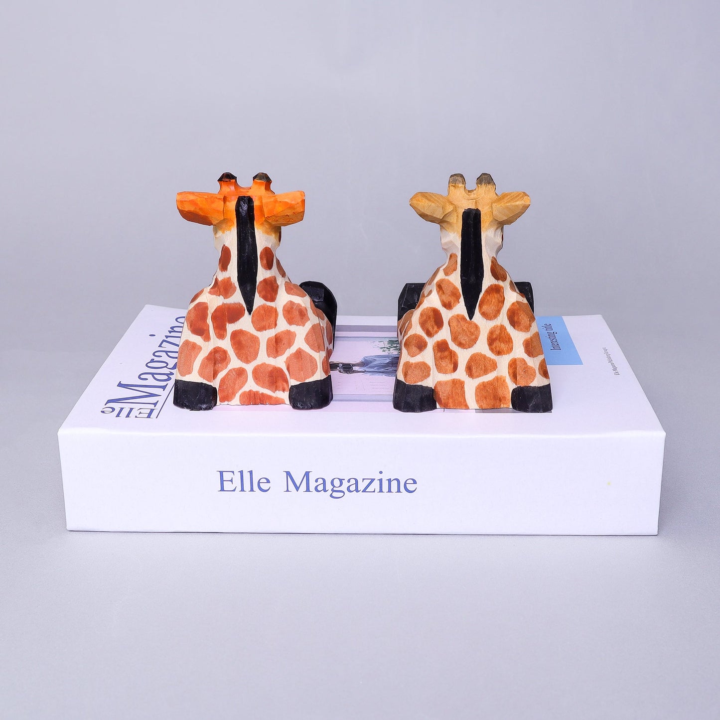 Handmade Wood-Carved Giraffe Cellphone Stand