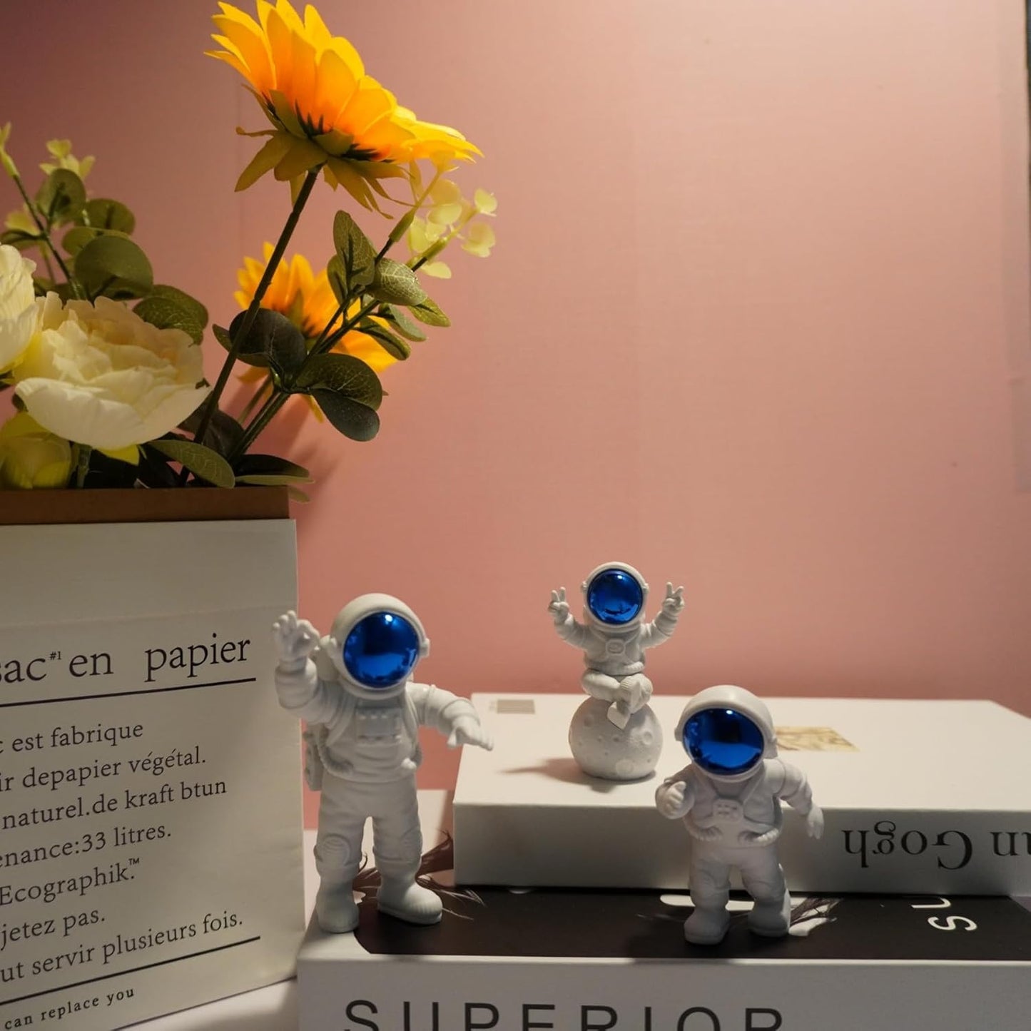 Hyperdrive Astronaut Statues Set of 4