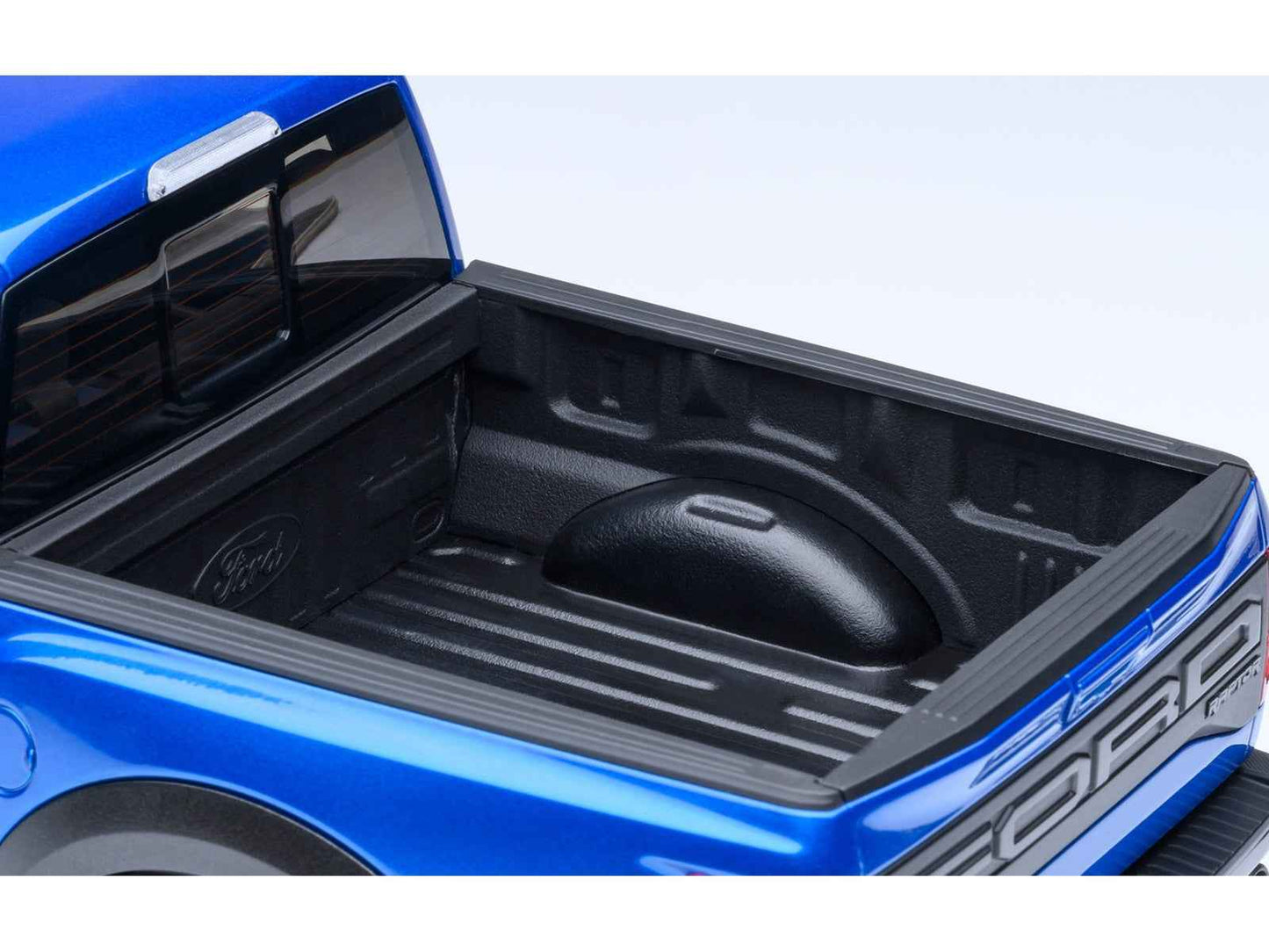 2019 Ford F-150 Raptor Pickup Truck Velocity Blue 1/18 Model Car by Autoart