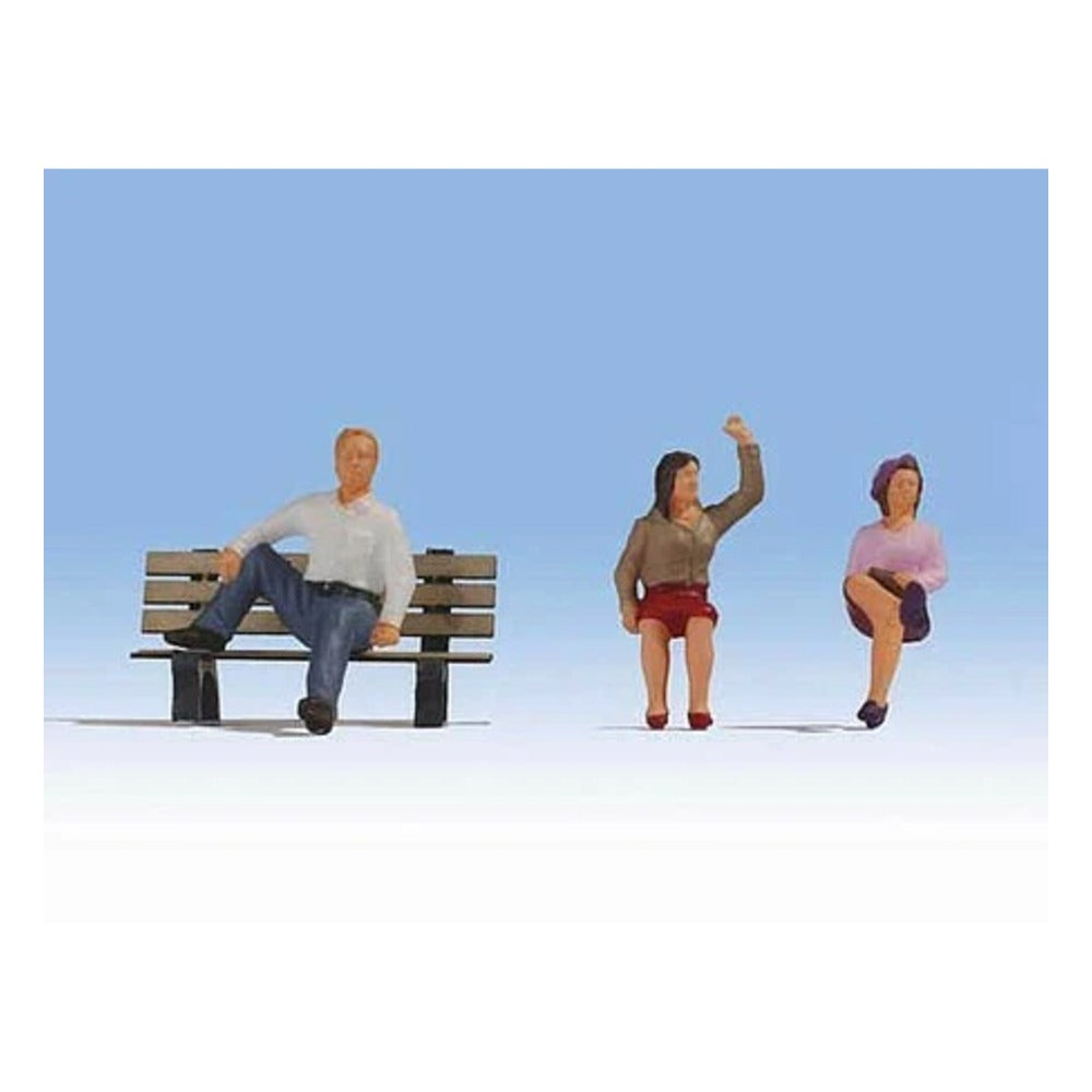 Noch 17151 I Scale Sitting People -- pkg(3)
