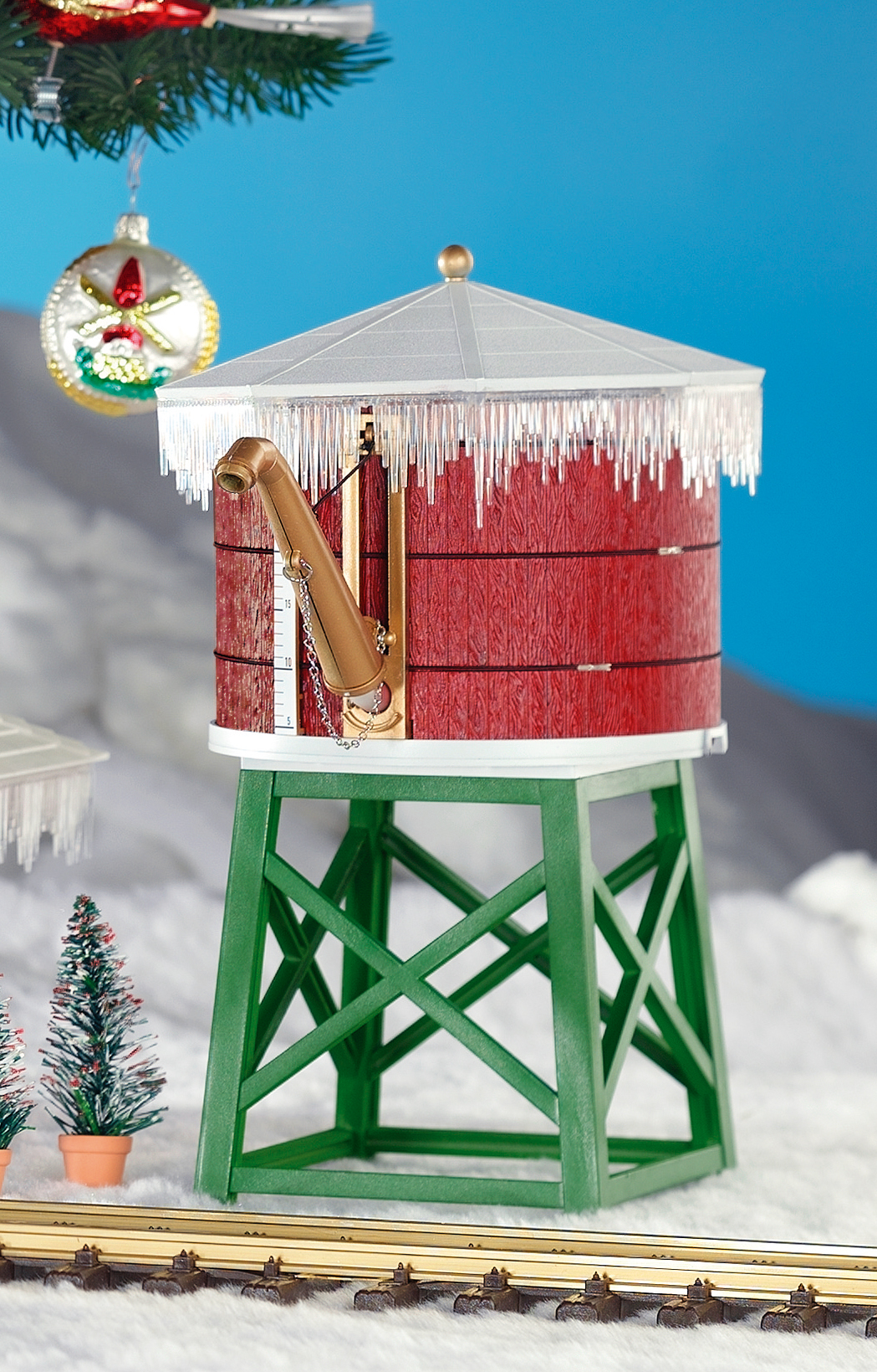 Piko 62702 G Scale North Pole Water Tower, Built-Up