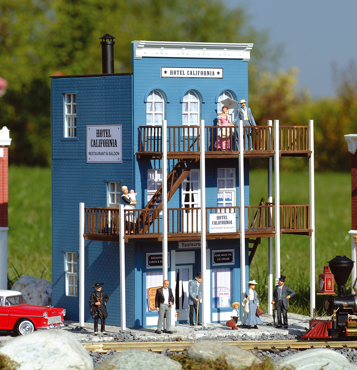 Piko 62260 G Scale California Hotel Building Kit