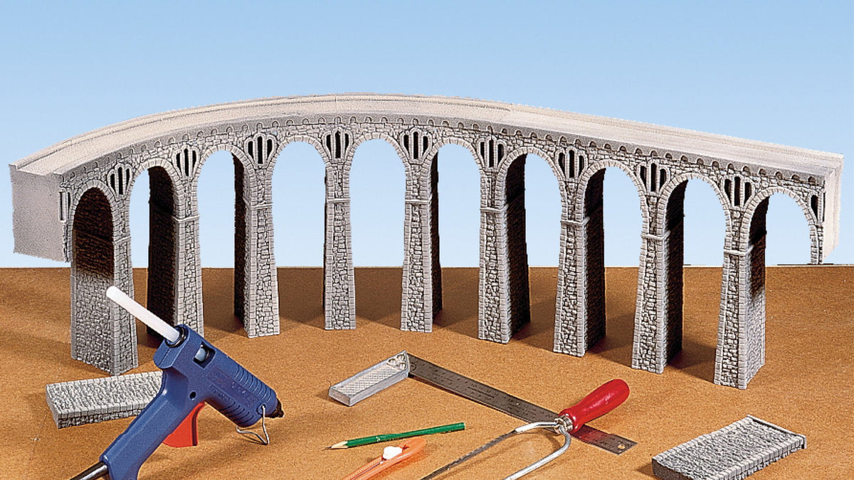 Noch 58664 HO Scale Curved Quarrystone Viaduct Kit, Gray