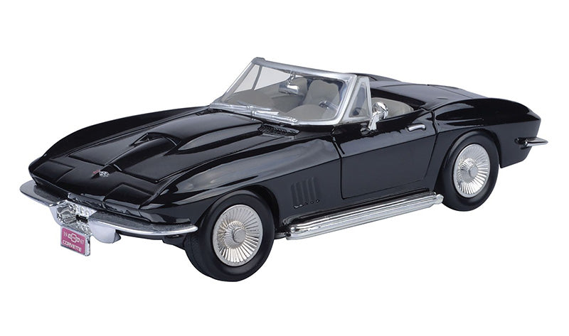 Motormax 73224AC-BK 1/24 1967 Chevrolet Corvette, Black