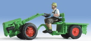 Noch 46750 TT Scale 2-Wheel Tractor, Trailer & Driver