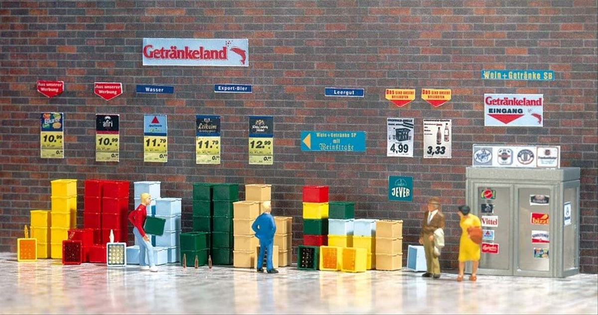 Busch 1134 HO Scale Beverage Cases Detail Set, 80 Crates