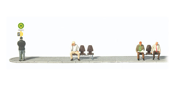 Preiser 10706 HO Scale People at the Bus/Tram Stop Set pkg(4)