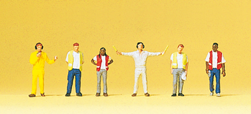 Preiser 80914 1:200 Scale Airport Ground Staff Figure Set