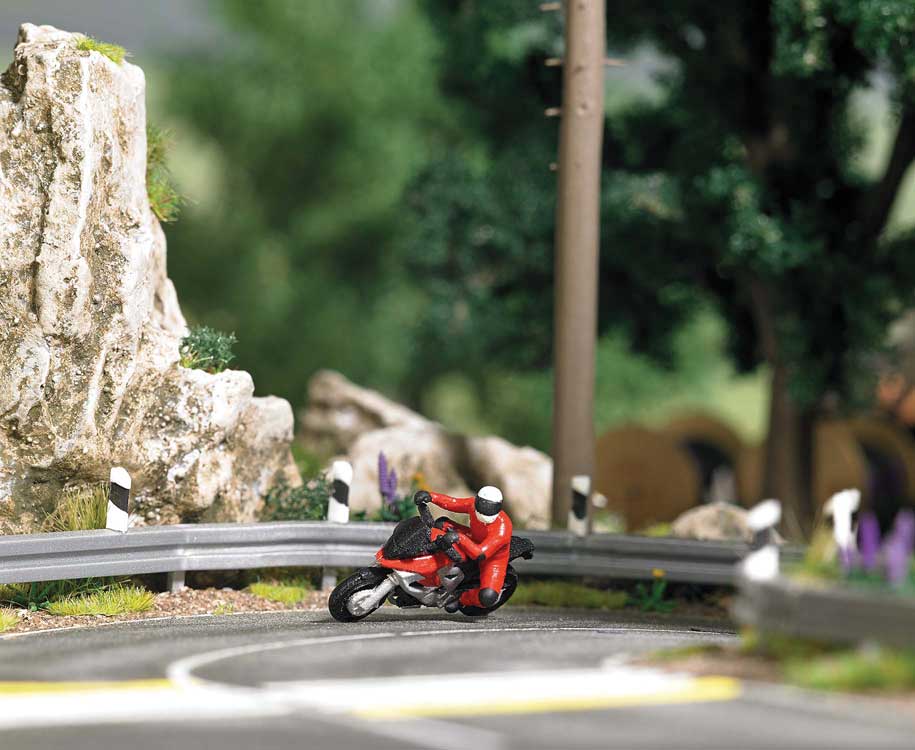 Busch 7941 HO Scale Super Racer - Red Motorcycle with Rider, Guardrails
