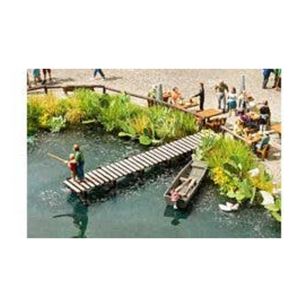 Walthers SceneMaster 949-4156 HO Small Shoreline Pier Wood Kit