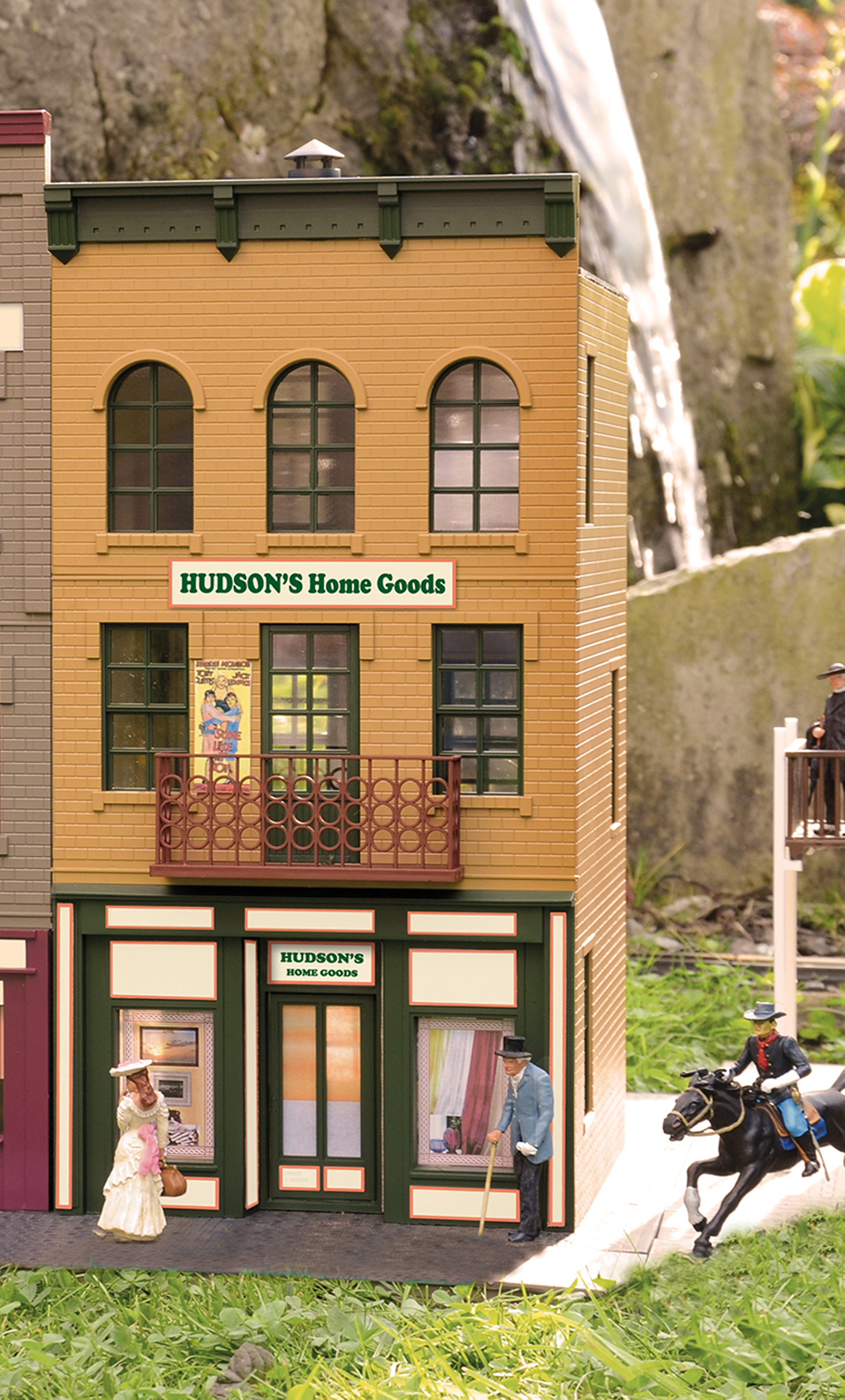 Piko 62267 G Scale Hudson's Dry Goods Building Kit