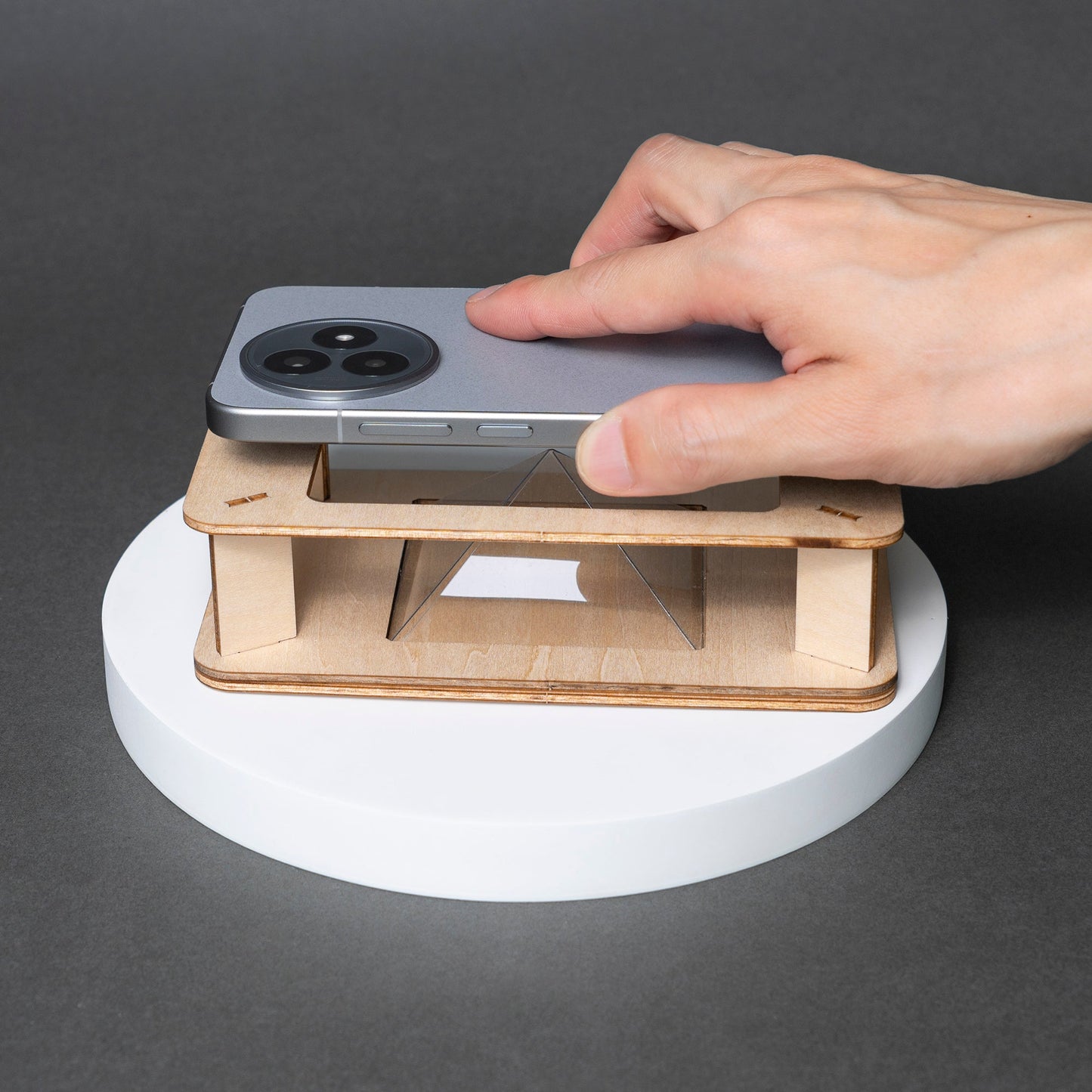Hologram Projector STEM Kit – Build Your Own 3D Hologram Display