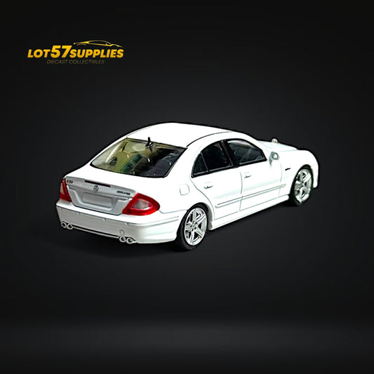 MK Model Mercedes-Benz E63 AMG W211 White 1:64
