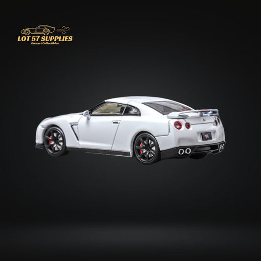 Focal Horizon Nissan Skyline GT-R R35 White 1:64