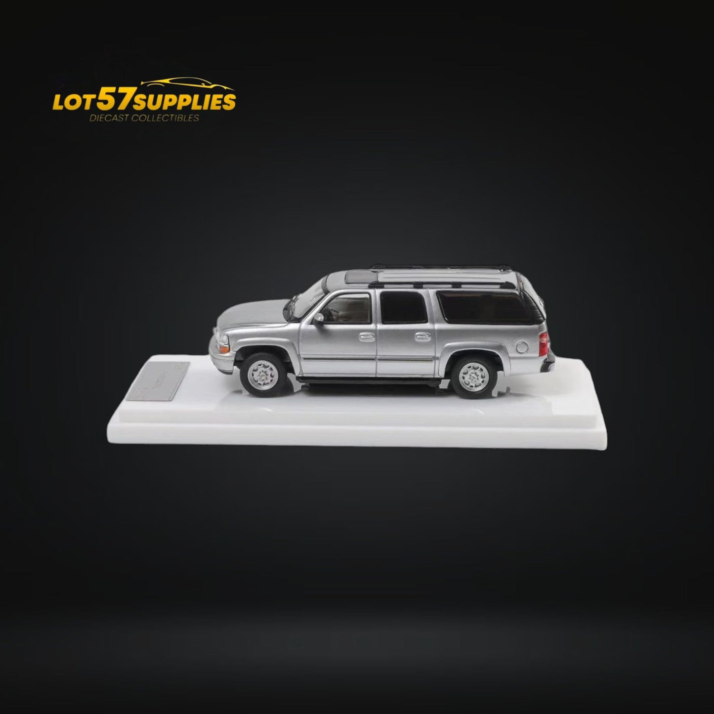MK Miniatures Chevrolet Suburban Silver 1:64