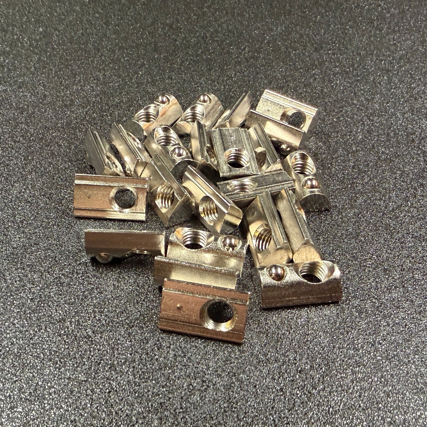 T-Nut - Drop In/Roll In - M8 Thread - 40 Series